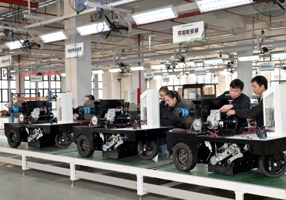 The Important of Using Floor Sweepers 3 floor-cleaner-sweeper