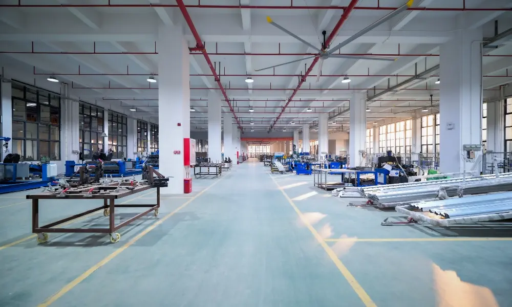 LVTONG Cleaning Equipment: Quality, Innovation & Value for Every Environment 3 Maintain Product Performance With Lvtong Services